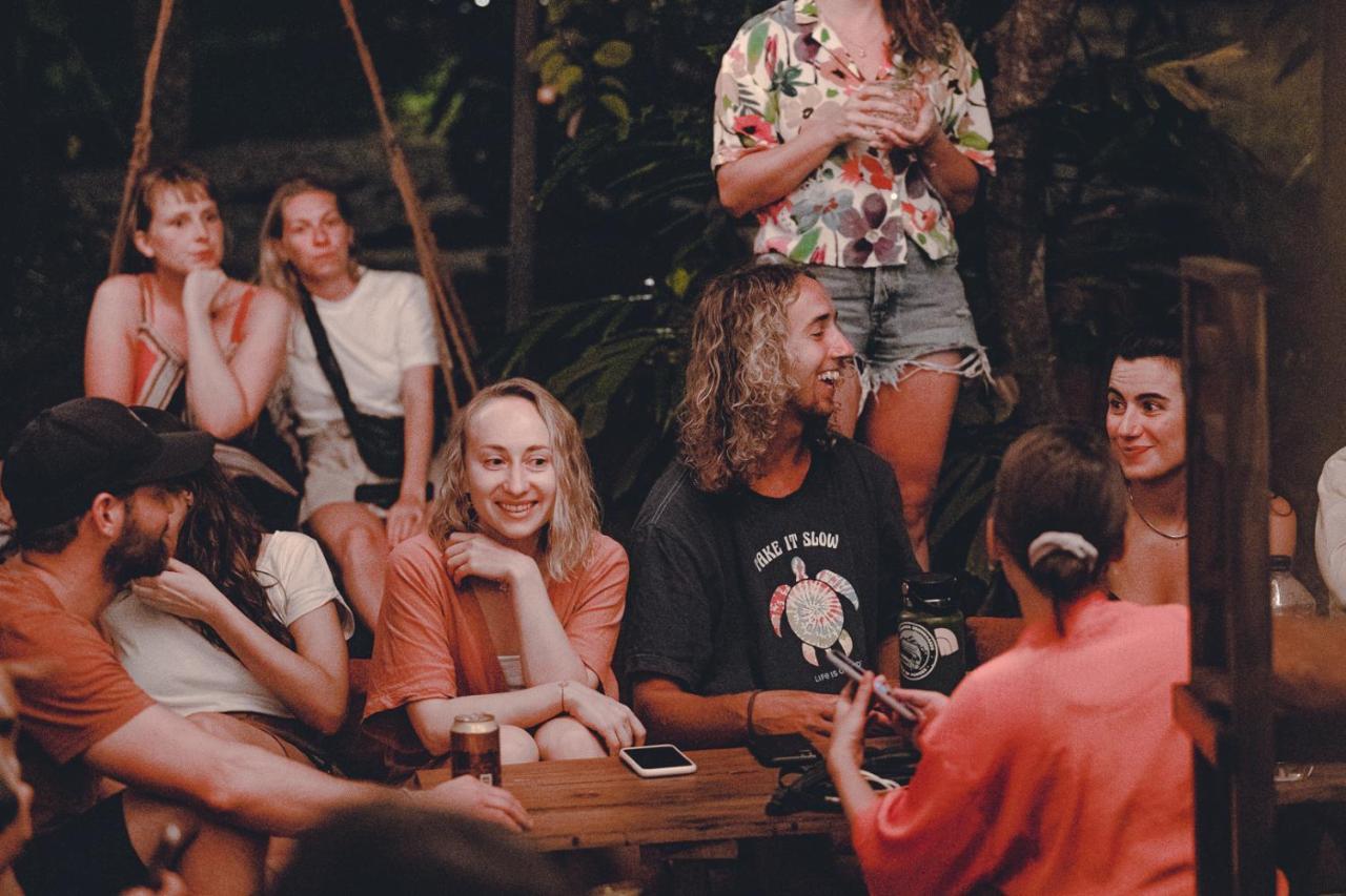Surf & Yoga Sri Lanka - Surf Camp And Yoga Retreat With Coworking Space Mirissa Exterior foto