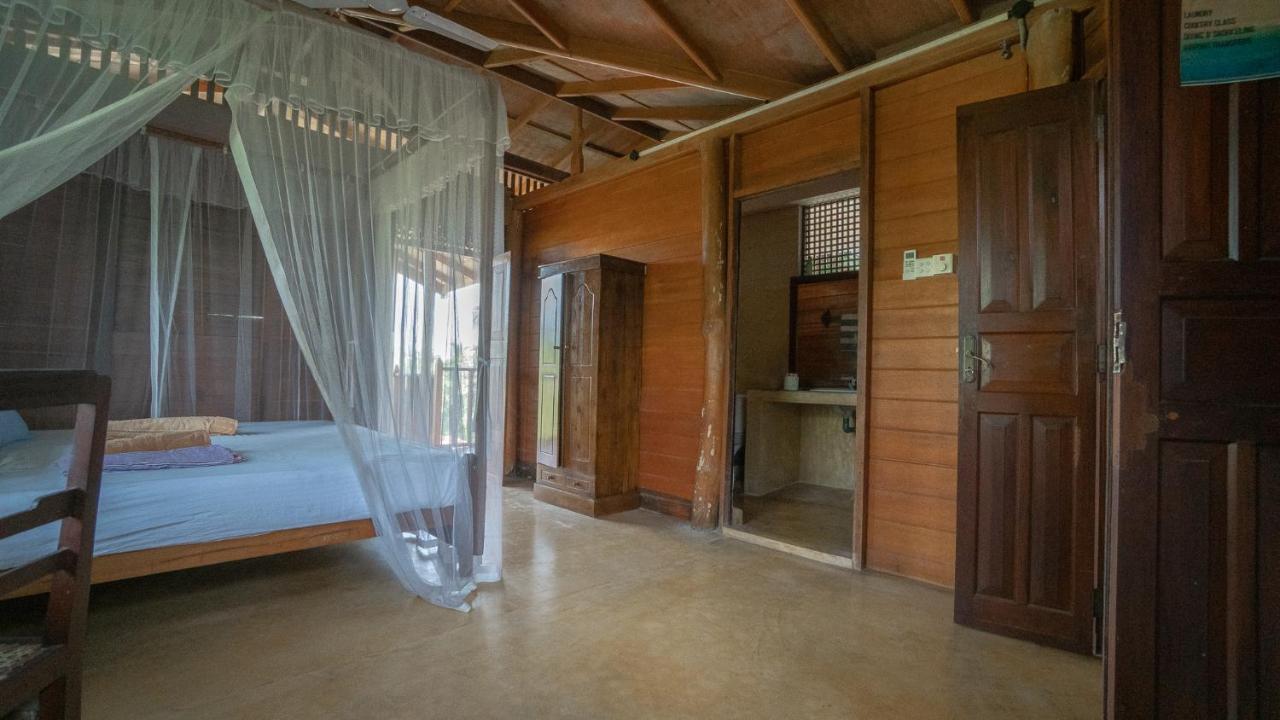 Surf & Yoga Sri Lanka - Surf Camp And Yoga Retreat With Coworking Space Mirissa Exterior foto